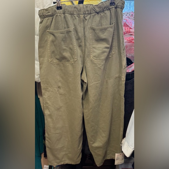 NWT Free People We The Free Silverton Pull-On Barrel Jeans - aloe green - Snall - Picture 9 of 10